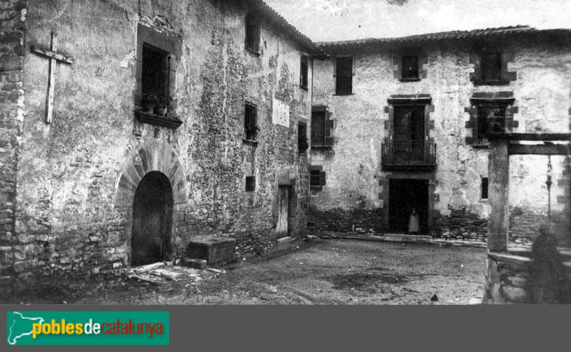 Sant Julià de Vilatorta - Can Marçal, a mà esquerra (Foto: <i>Anònima -Arxiu Fotogràfic Centre Excursionista de Catalunya-</i>, 1922) Sant Julià de Vilatorta - Can Marçal, a mà esquerra