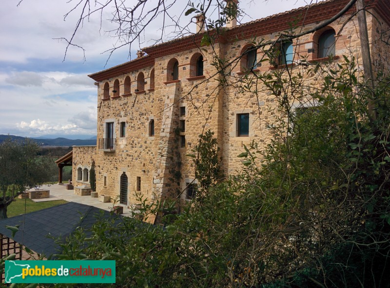 Sant Gregori - Castell de Taialà (Foto: <i>Josep Maria Viñolas, CC BY-SA 4.0</i>, 1988) Sant Gregori - Castell de Taialà