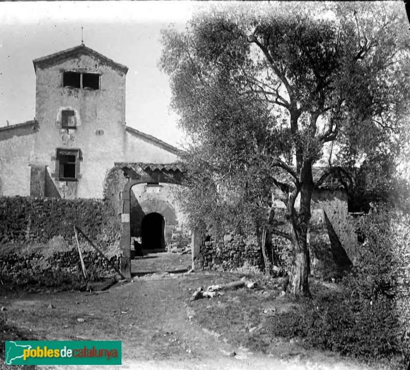 Sant Gregori - Can Vila de Cartellà (Foto: <i>Josep Salvany - Fons Salvany. Biblioteca de Catalunya-</i>, 1924) Sant Gregori - Can Vila de Cartellà