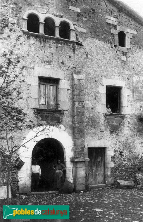Sant Gregori - La Casassa de Pla d'en Prat (Foto: <i>Anònima -Arxiu Fotogràfic Centre Excursionista de Catalunya</i>, 1890-1918) Sant Gregori - La Casassa de Pla d'en Prat