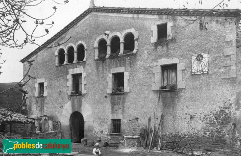 Sant Gregori - Mas Gironès Vell (Foto: <i>Anònima -Arxiu Fotogràfic Centre Excursionista de Catalunya-</i>, 1890-1936) Sant Gregori - Mas Gironès Vell
