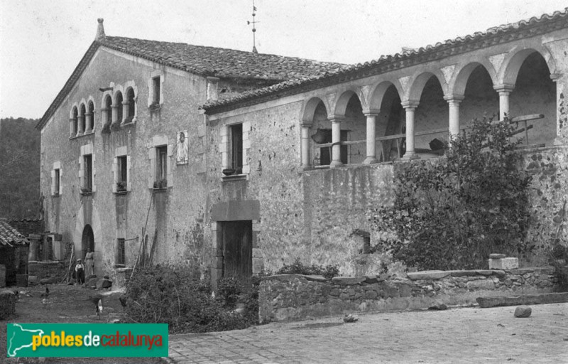 Sant Gregori - Mas Gironès Vell (Foto: <i>Anònima -Arxiu Fotogràfic Centre Excursionista de Catalunya-</i>, 1890-1936) Sant Gregori - Mas Gironès Vell