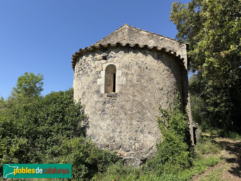 Sant Martí de Llémena - Capella de Sant Medir (Foto: Albert Esteves, 2026) Sant Martí de Llémena - Capella de Sant Medir