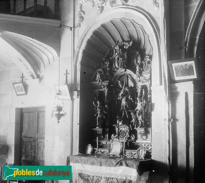 Sant Martí de Llémena - Església de Sant Mart. Retaule lateral desaparegut (Foto: Josep Salvany -Fons Salvany, Biblioteca de Catalunya-, 1924) Sant Martí de Llémena - Església de Sant Mart. Retaule lateral desaparegut