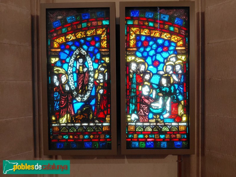 Barcelona - Santa Maria del Mar. Vitrall Ascensió de Crist i el Lavatori dels Apòstols S. XIV (Foto: Sergi Suárez, 2026) Barcelona - Santa Maria del Mar. Vitrall Ascensió de Crist i el Lavatori dels Apòstols S. XIV