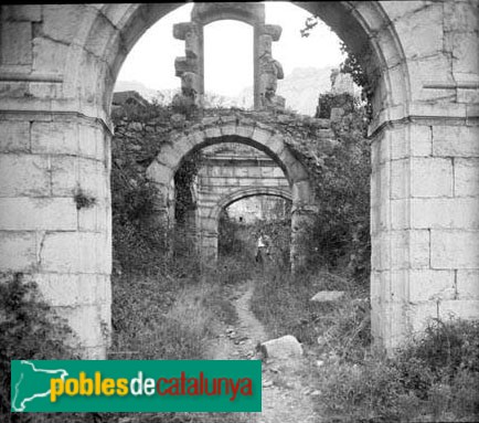 Cartoixa d'Escaladei - Edificis d'accés
