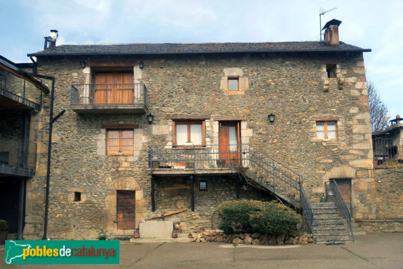 Isòvol - Mas Ravetllat (Foto: <i>Fortià Arquitectes -invarquit.gencat.cat-</i>, 2022) Isòvol - Mas Ravetllat
