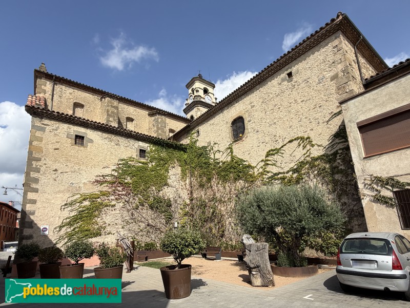 Sant Pere de Torelló - Església de Sant Pere