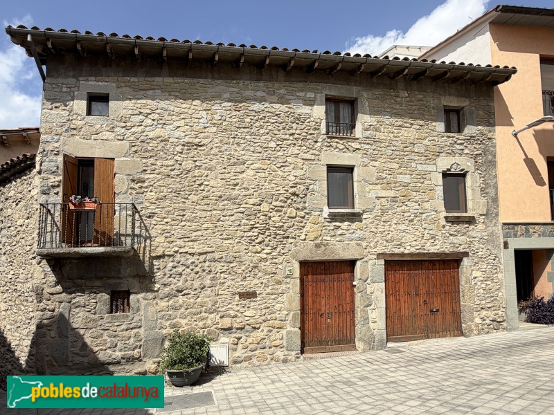 Sant Pere de Torelló - Cal Mosso