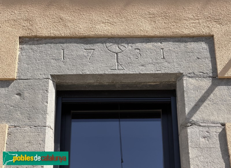 Sant Pere de Torelló - Portal de 1731