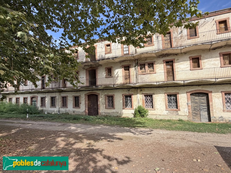 Torelló - Colònia la Coromina. Habitatges dels obrers