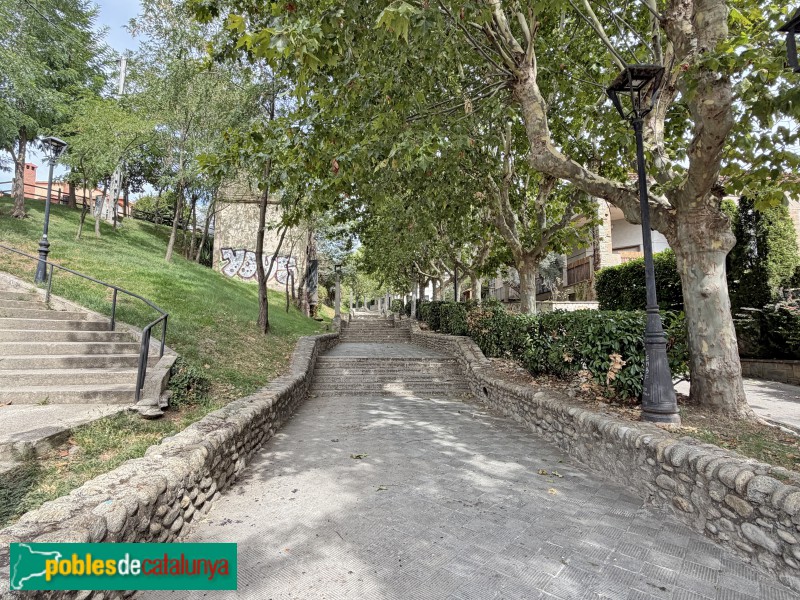 Torelló - Pujada de Mossèn Sabaté