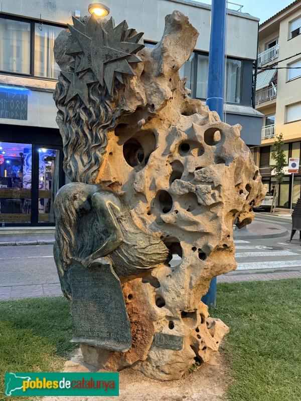 Palamós - Monument Les Tombes Flamejants