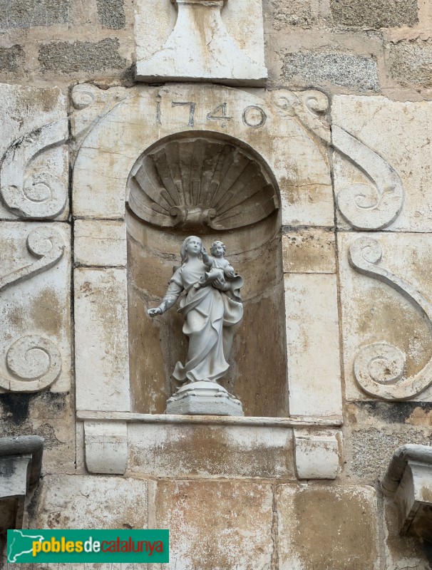 Calonge - Església de Sant Martí, des de la carretera de Romanyà (Foto: Albert Esteves, 2026) Calonge - Església de Sant Martí, des de la carretera de Romanyà
