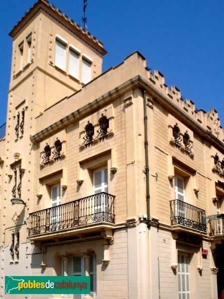 Badalona - Casa Cascante (Foto: Albert Esteves, 2006) Badalona - Casa Cascante