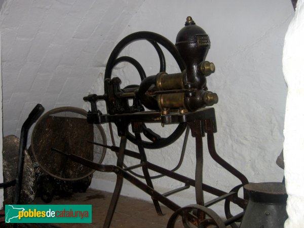 Begues - Can Sadurní (Foto: Albert Esteves, 2006) Begues - Can Sadurní