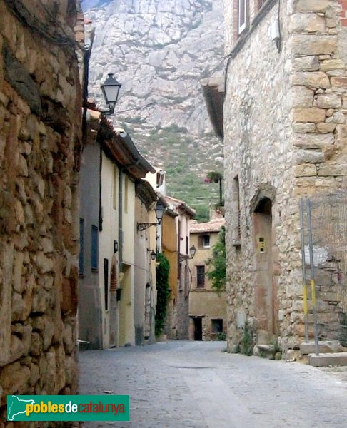 Collbató - Nucli antic (Foto: Albert Esteves, 2006) Collbató - Nucli antic