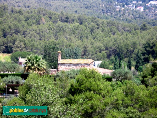 Corbera de Llobregat - Capella de Sant Cristòfol (Foto: Albert Esteves, 2006) Corbera de Llobregat - Capella de Sant Cristòfol
