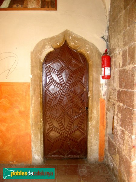 Castellví de Rosanes - Miralles (Foto: Albert Esteves, 2006) Castellví de Rosanes - Miralles