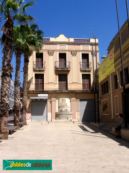 Gavà - Casa Planes i Crehuet (Foto: Albert Esteves, 2006) Gavà - Casa Planes i Crehuet