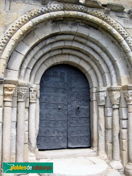 Guils - Església de Sant Esteve (Foto: Albert Esteves, 2006) Guils - Església de Sant Esteve