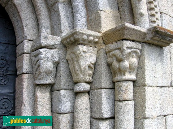 Guils - Església de Sant Esteve (Foto: Albert Esteves, 2006) Guils - Església de Sant Esteve