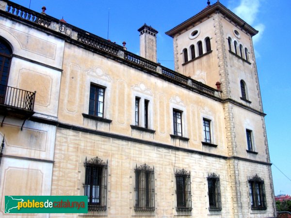 Sant Esteve Sesrovires - Masia Bach (Foto: Albert Esteves, 2006) Sant Esteve Sesrovires - Masia Bach
