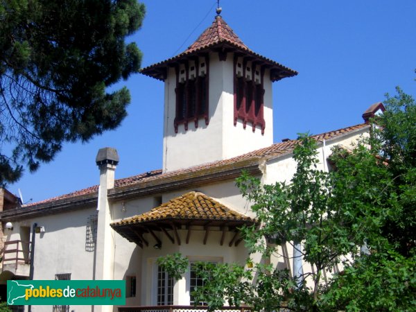 Sant Esteve Sesrovires - Ca n'Amat (Foto: Albert Esteves, 2006) Sant Esteve Sesrovires - Ca n'Amat