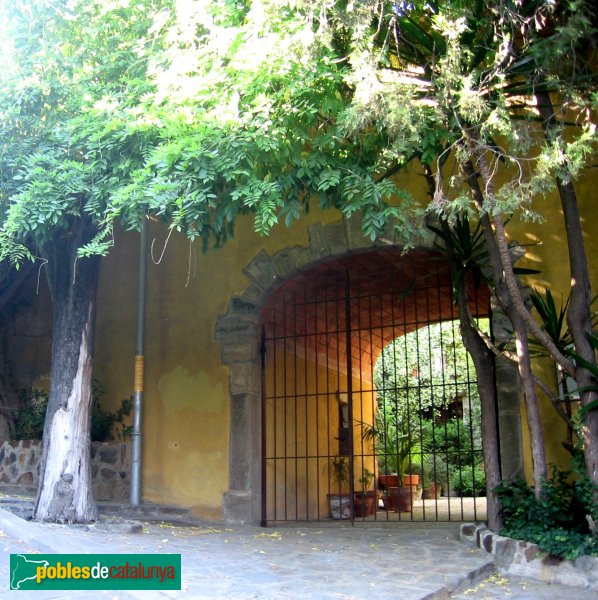 Esplugues de Llobregat - Can Cargol (Foto: Albert Esteves, 2006) Esplugues de Llobregat - Can Cargol